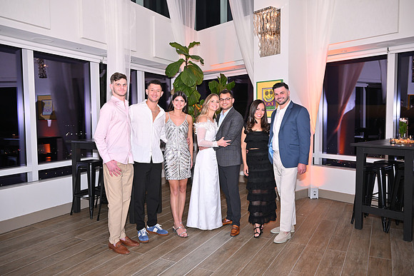 186 Weinstock-GMStudios