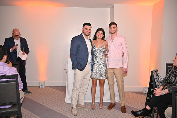 385 Weinstock-GMStudios