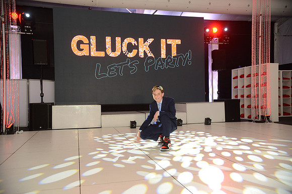 161 Gluck-GMStudios