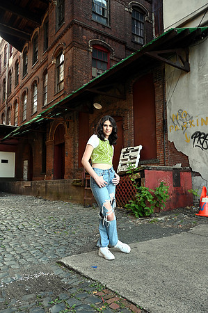 241 Glazer-GMStudios
