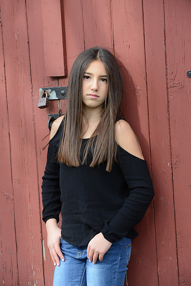 074 Singer-GMStudios