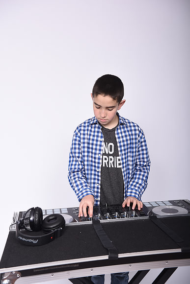 037 Adler-GMStudios