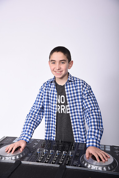 043 Adler-GMStudios