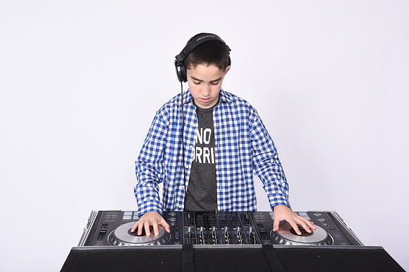 009 Adler-GMStudios