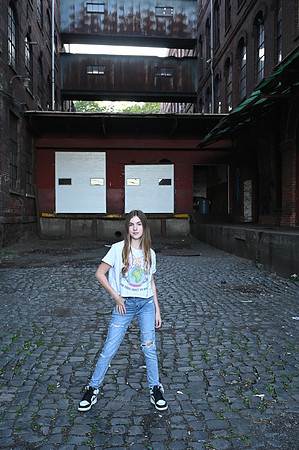 121 Grossman-GMStudios