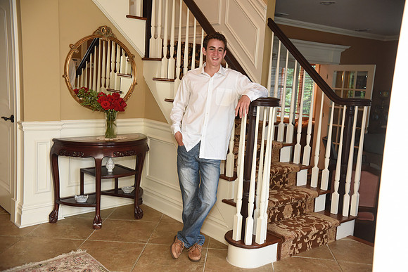 2004 Grossman-GMStudios