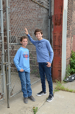 165 Weiner-GMStudios
